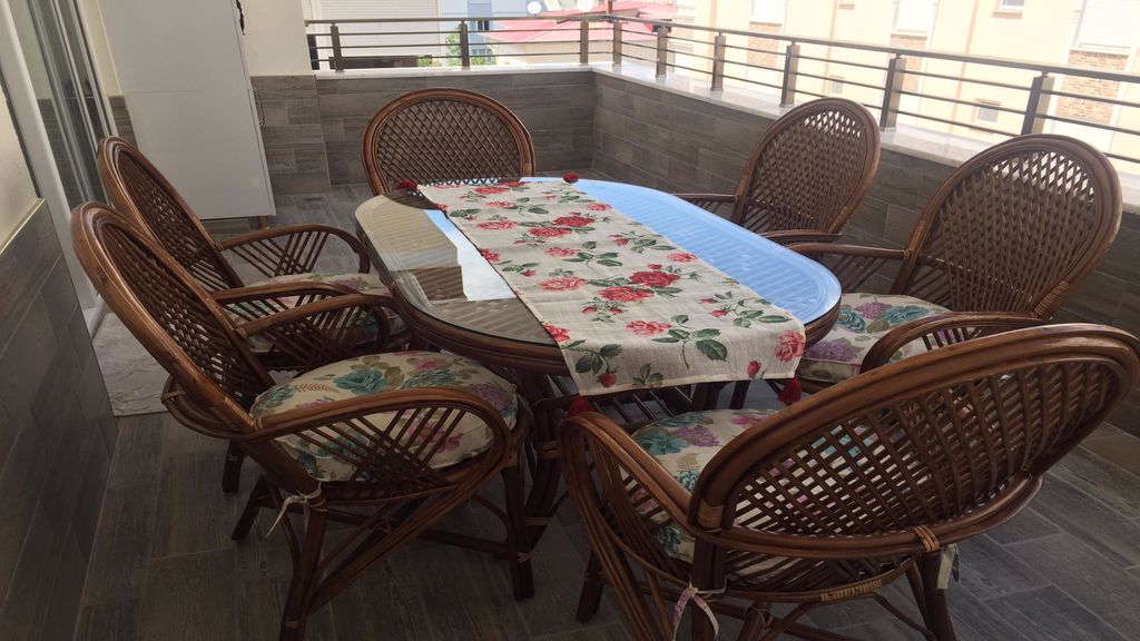 Altunizade İkinci El Eşya Alanlar