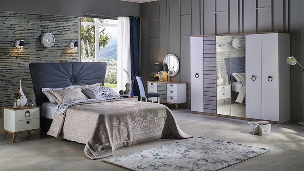 Yahya Kemal İkinci El Eşya Alanlar